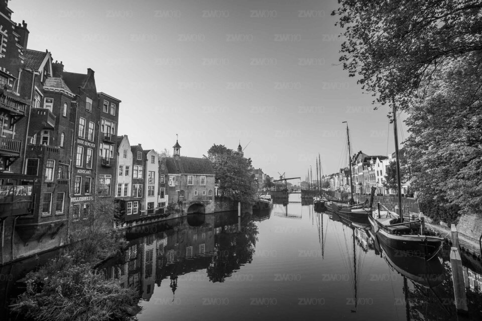Rotterdam Foto - Stukje historie in Delfshaven - Zwart Wit Foto 010