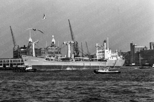 Schip Hotel New York - Gallery010: Rond de 70’s | Van Rotterdam tot New York