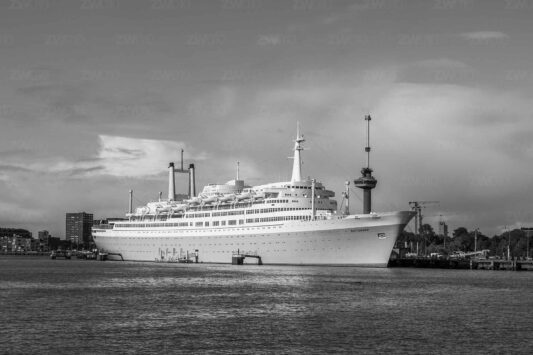 Het SS in de zon - Foto SS Rotterdam