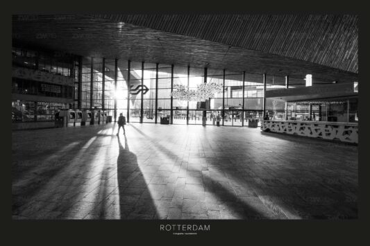 Zonnetje in Centraal - Rotterdam Centraal Station